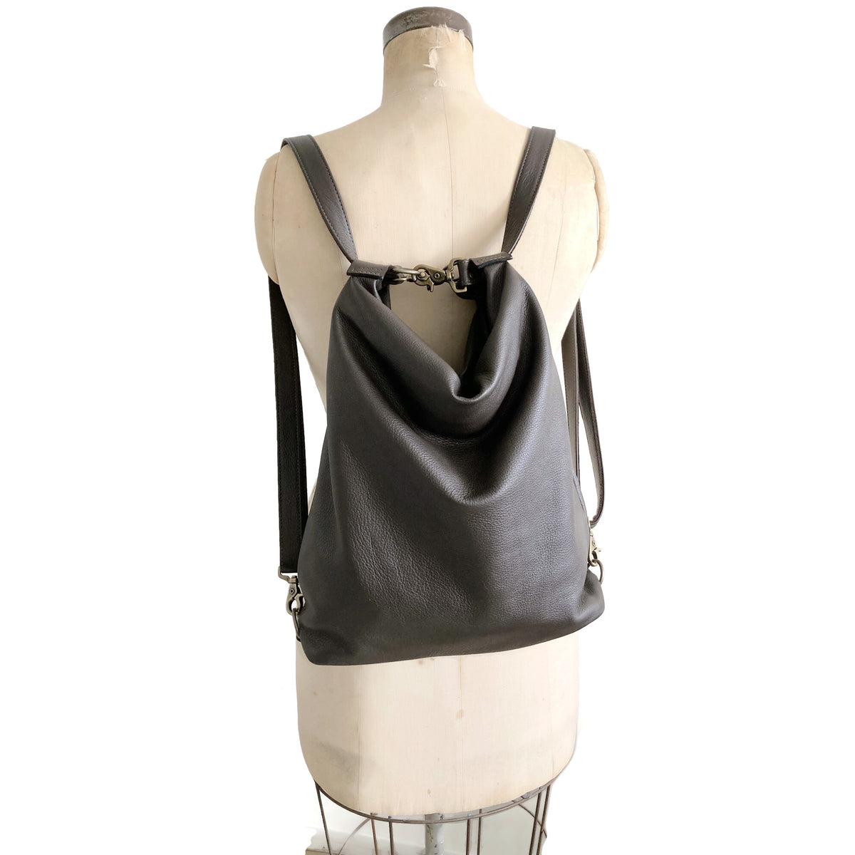 Convertible handbag backpack clearance leather