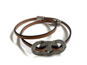 leather bracelet with circles